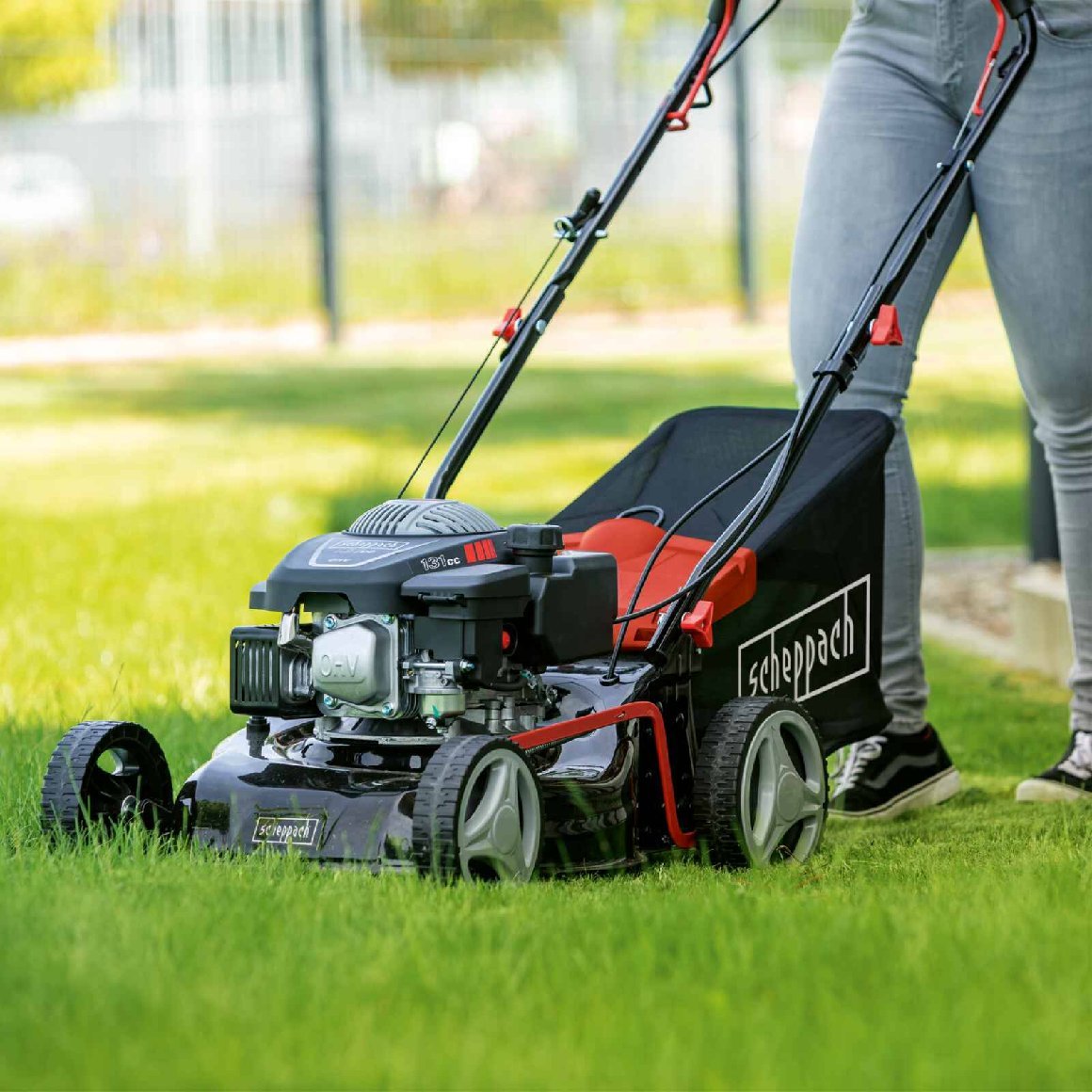 Scheppach Benzin-Rasenmäher mit Radantrieb MS132-42