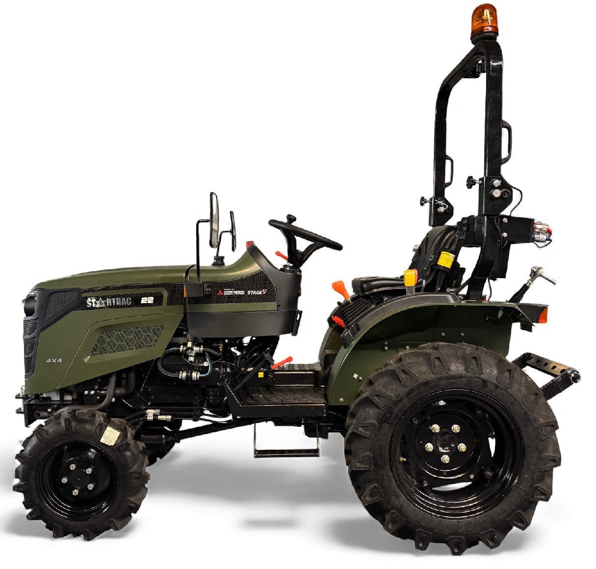 Startrac Allrad-Kleintraktor 22 Nato-Grün mit Ackerstollenbereifung