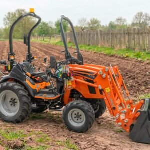 Tafe Allrad-Universalschlepper 6020M mit AS-Bereifung, Frontlader mit OPG-Schutzvorrichtung und Heckcontainer