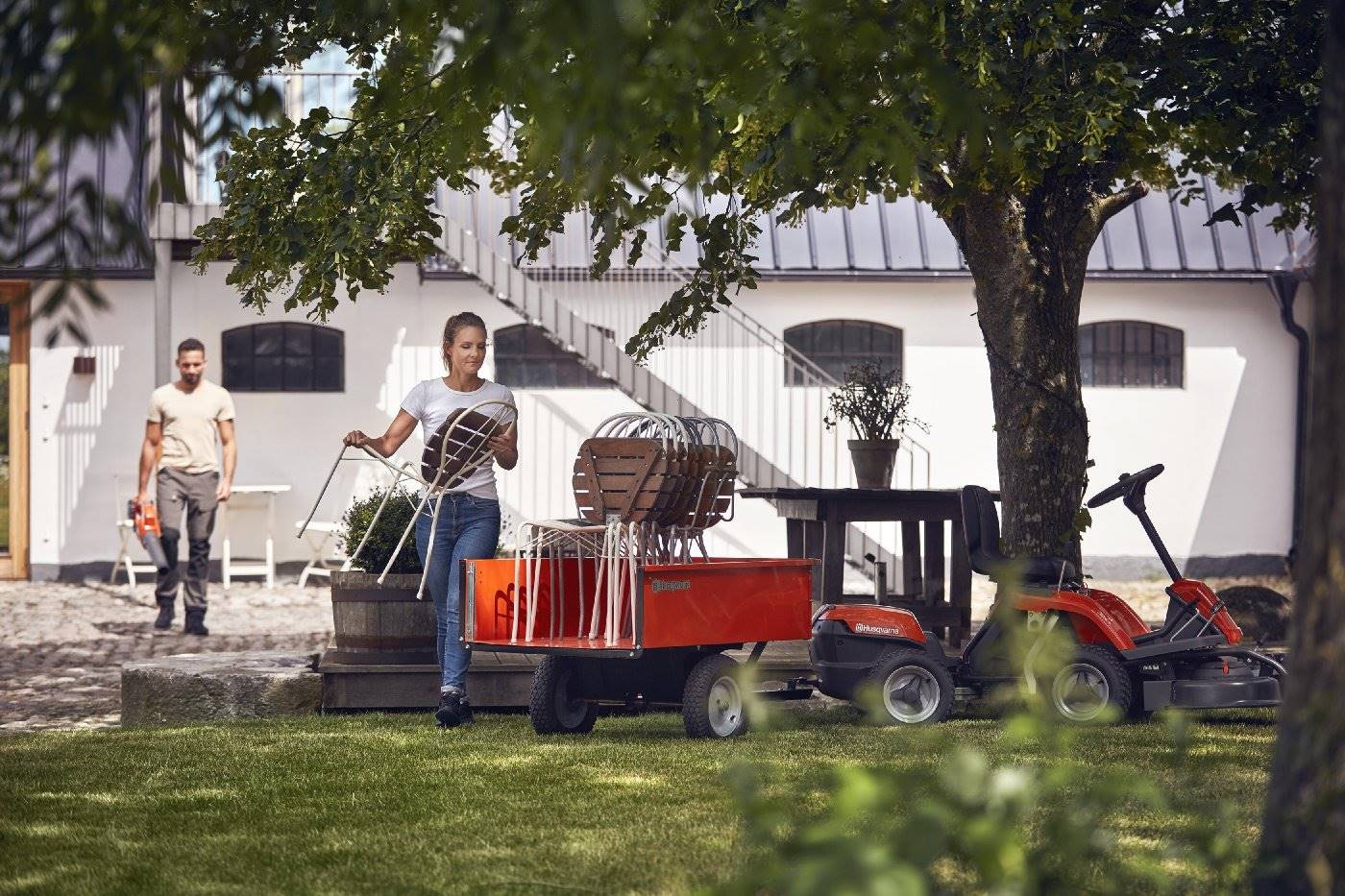 Husqvarna Akku-Frontmäher R 112iC inkl. Mähdeck Combi 85, Akku und Ladegerät – Bild 4