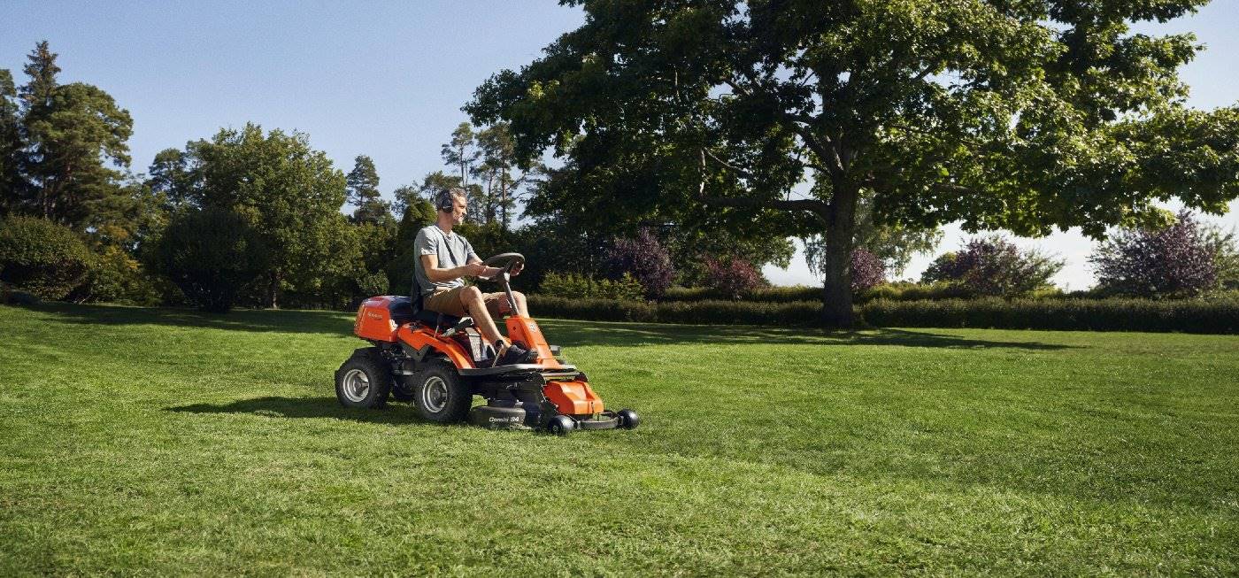 Husqvarna Profi-Frontmäher R 214TC inkl. Mähdeck Combi 94 – Bild 4